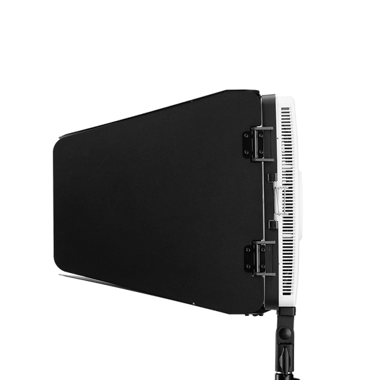 amaran Pano 120c Barndoors