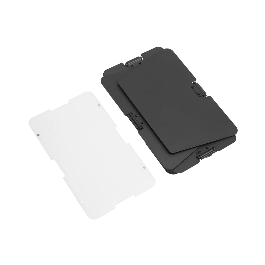 amaran Pano 60c Barndoors