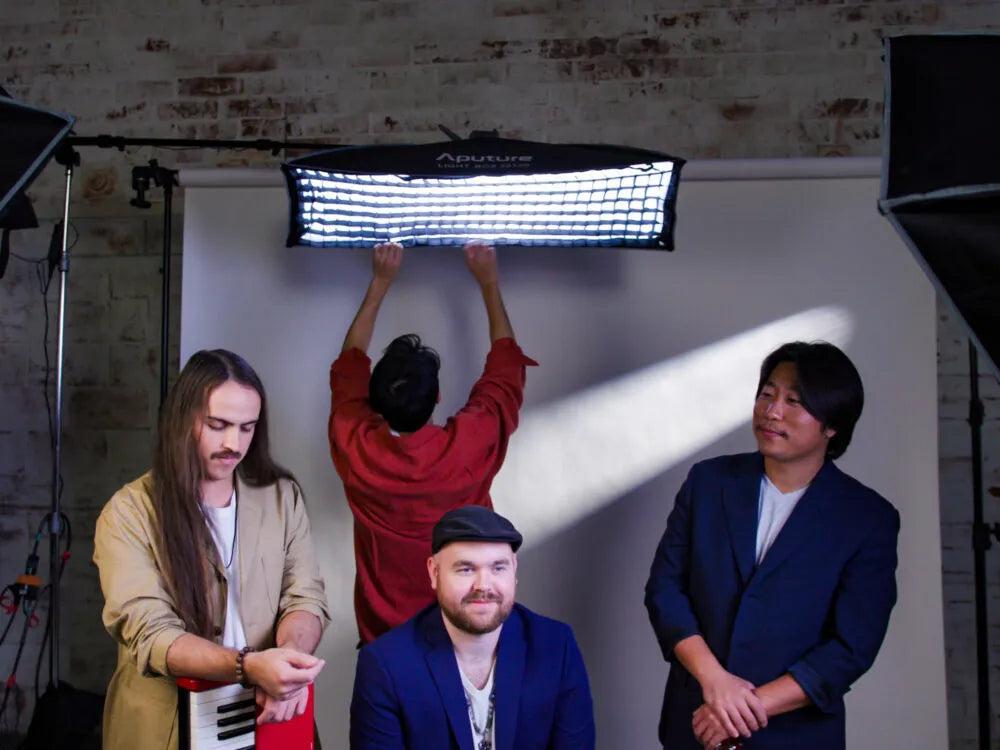 Aputure Softbox Light Box 30 x 120 30120 with Bowen Mount