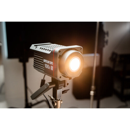 amaran COB 100x S Bi-Color LED Monolight