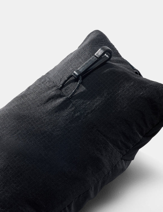 Matador Blackout Travel Pillow - Red Dot Photo