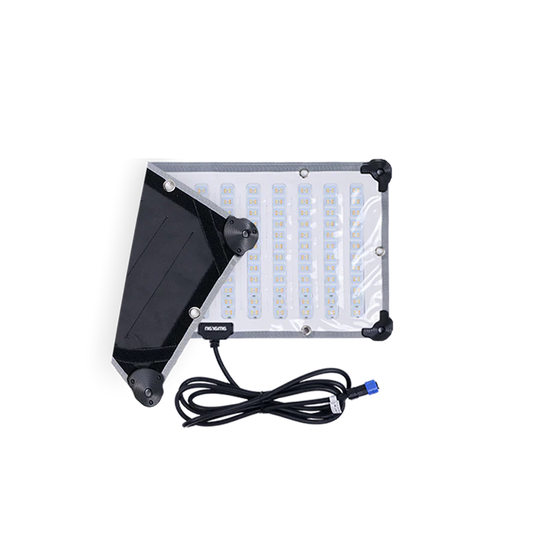 amaran F21x 双色 LED 垫柔性灯带网格（V 型安装，60 厘米 x 30 厘米）