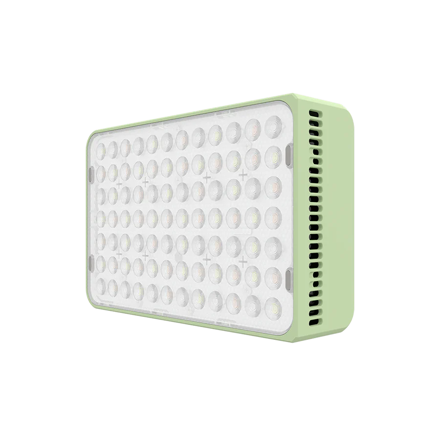 Amaran Ace 25x Bi-color Compact LED light