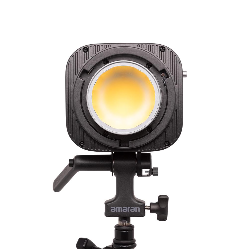 amaran Halo 600x LED light on a white background