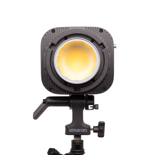 amaran Halo 600x LED light on a white background