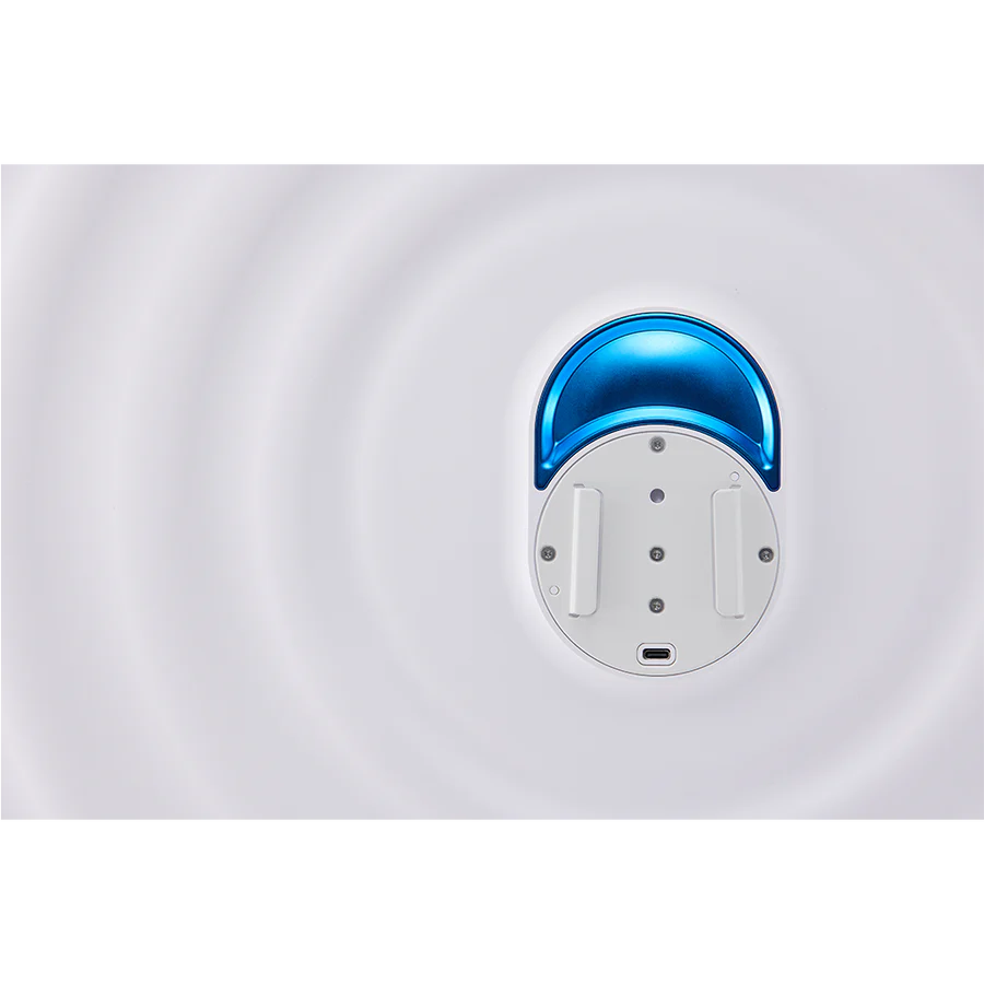 amaran Verge Max 双色圆形 LED 灯板（炭灰色和白色）