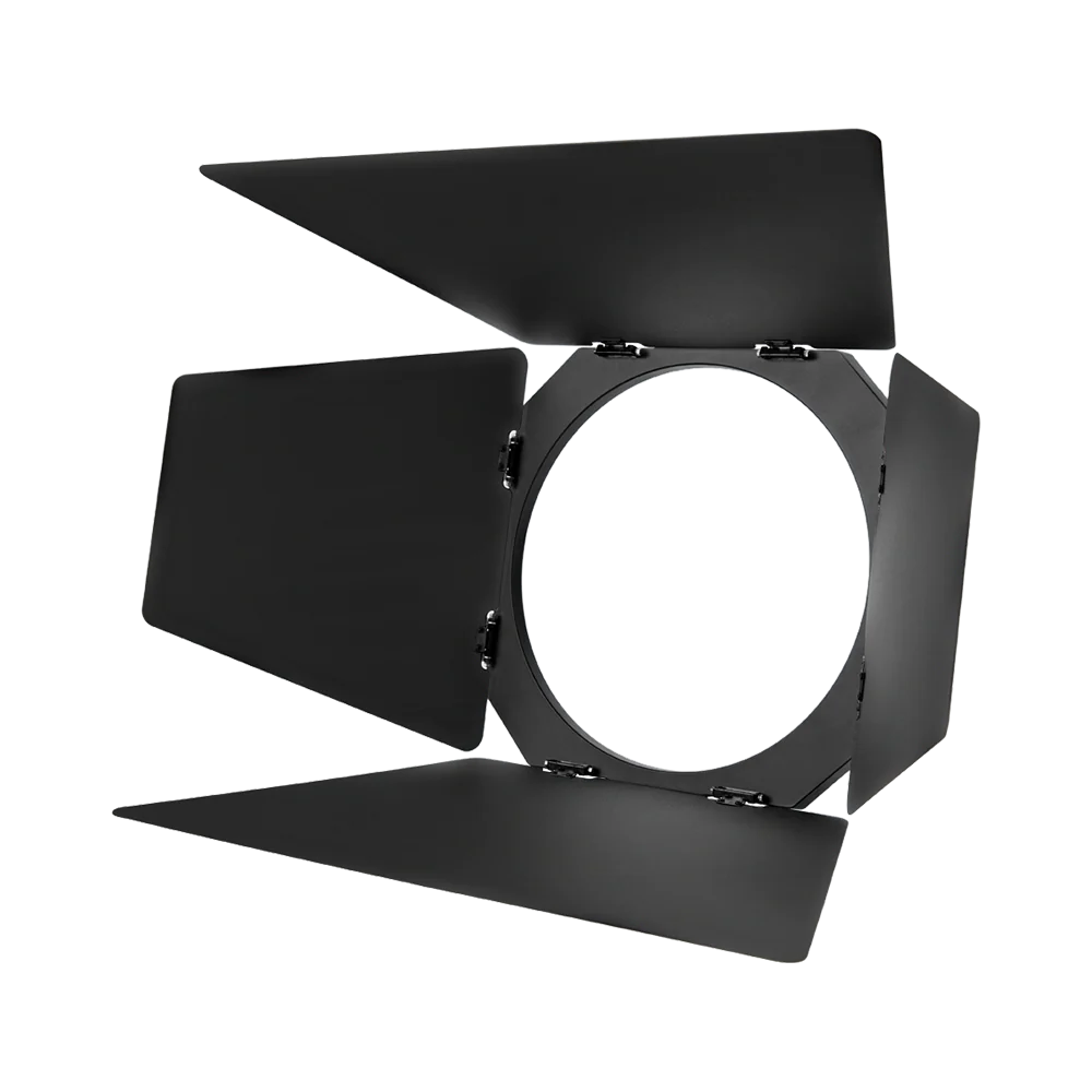 Amaran Fresnel light on a white background with 'amaran' branding.