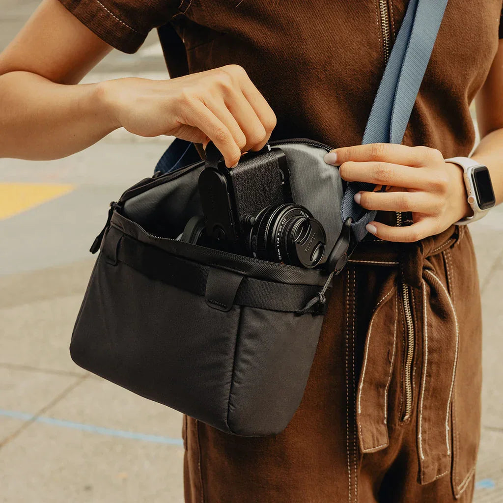 Peak Design Travel Camera Cube (Medium) - Red Dot Photo