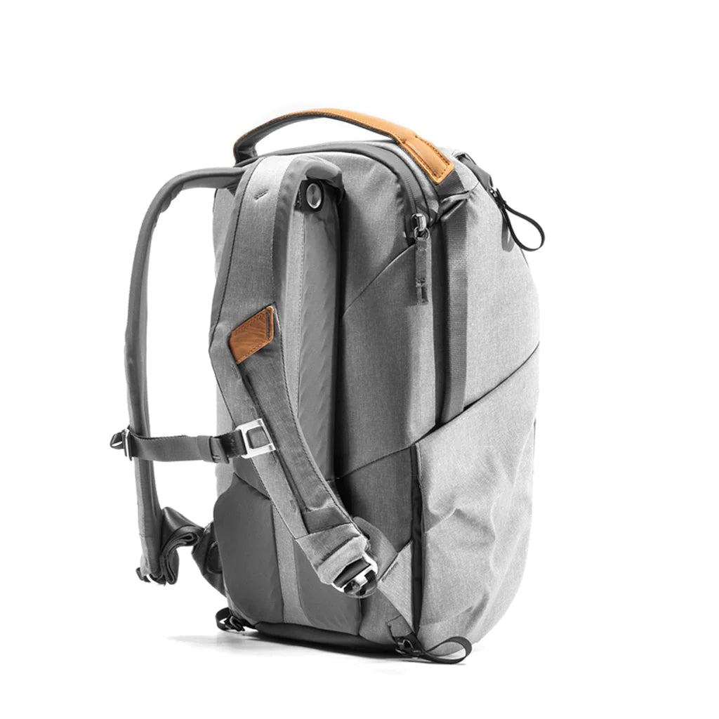 (Same Day Delivery)Peak Design Everyday Backpack 20L V2 (Black, Charcoal, Ash, Midnight)