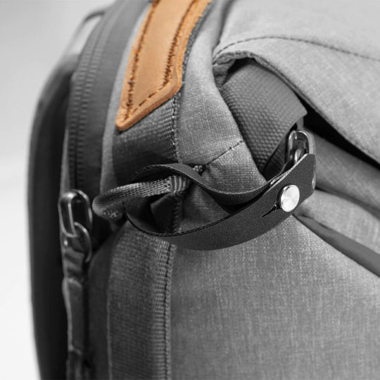 (Same Day Delivery)Peak Design Everyday Backpack 20L V2 (Black, Charcoal, Ash, Midnight, Coyote)