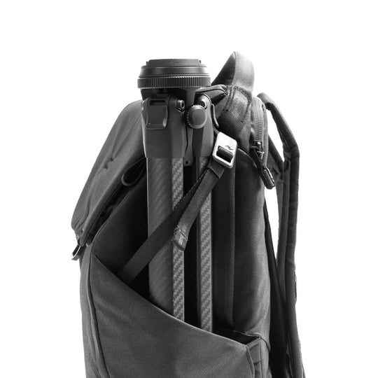 Peak Design Everyday Backpack 30L V2 (Black, Charcoal, Midnight)