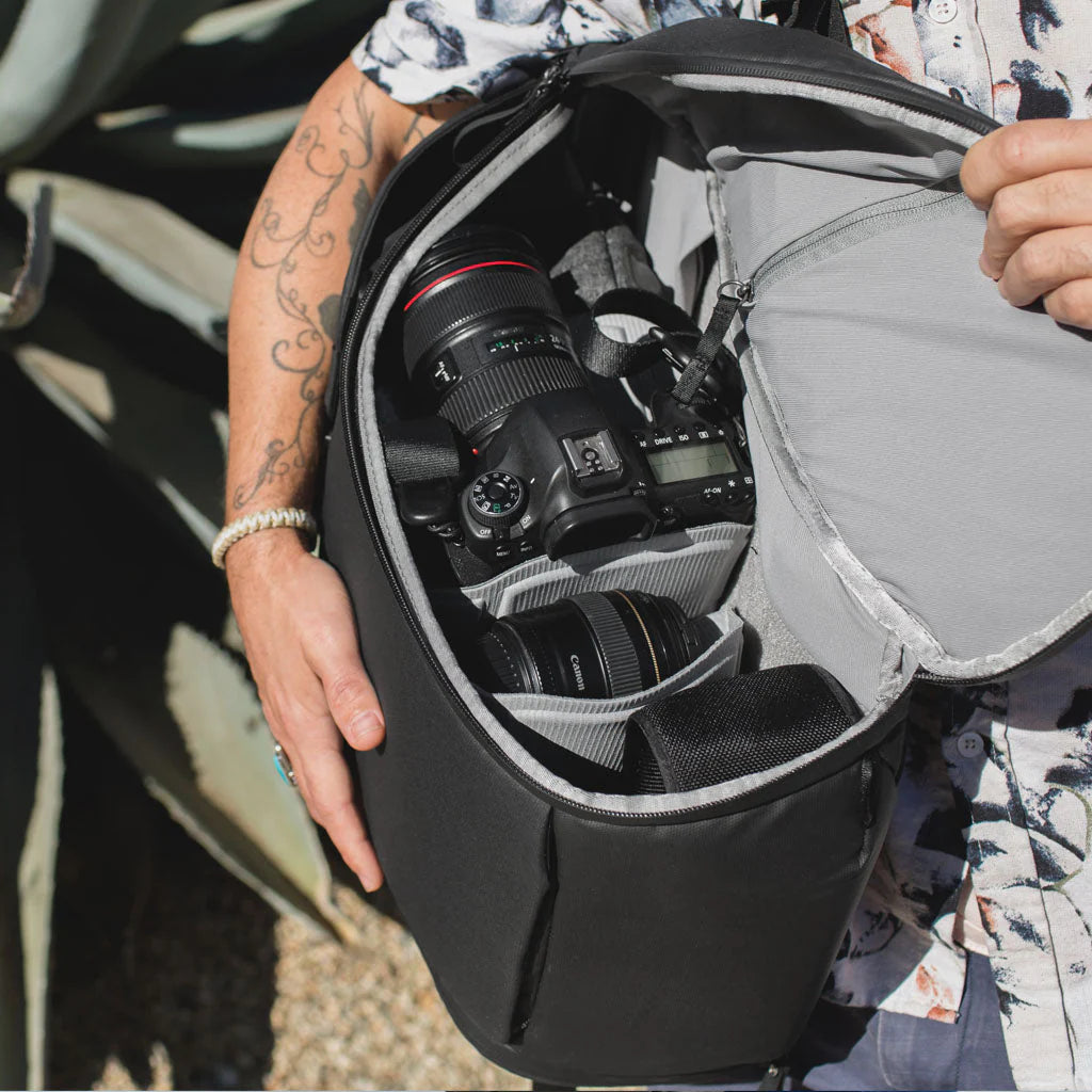 Peak Design Everyday Backpack 30L V2 (Black, Charcoal, Midnight, Coyote)