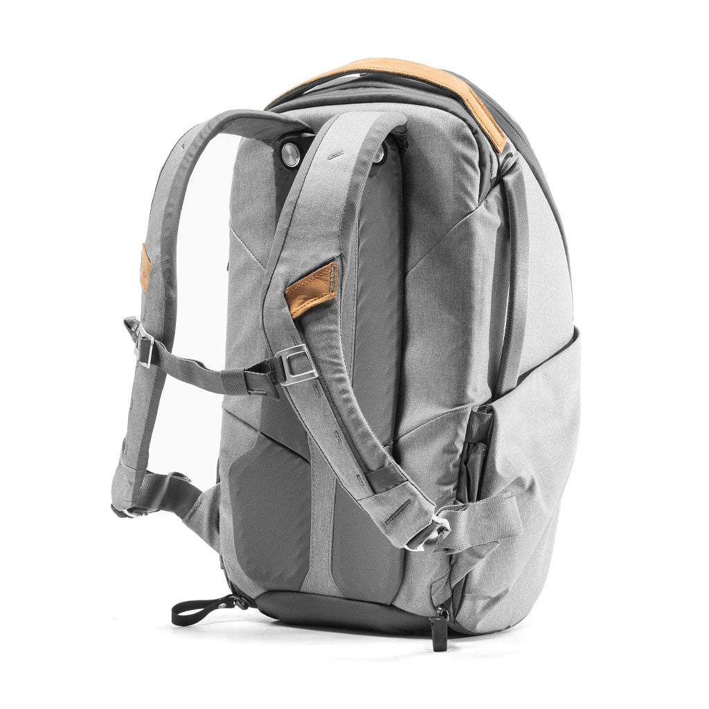 (Same Day Delivery)Peak Design Everyday Backpack Zip 20L (Black, Ash, Midnight)