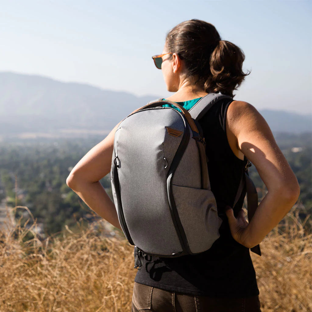 (Same Day Delivery)Peak Design Everyday Backpack Zip 15L (Black, Bone, Ash, Midnight)