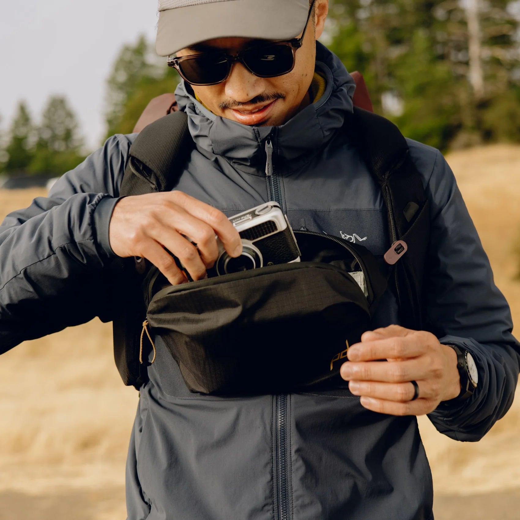 Peak Design Outdoor Sling 2L