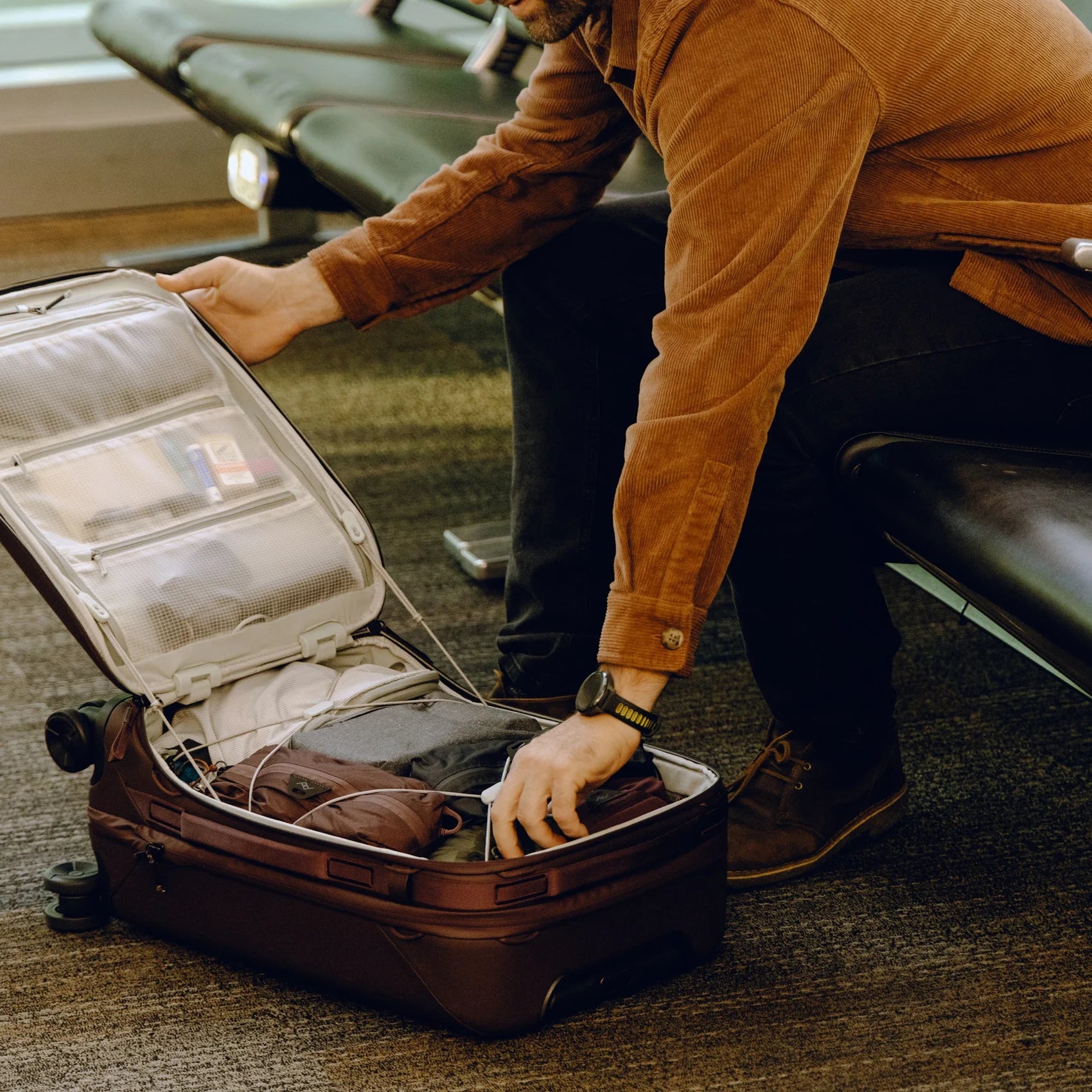 Peak Design Roller Pro Carry-On Luggage