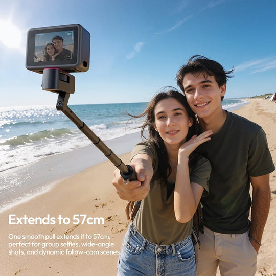 Ulanzi MT98 selfie stick extended to 57cm capturing a couple&