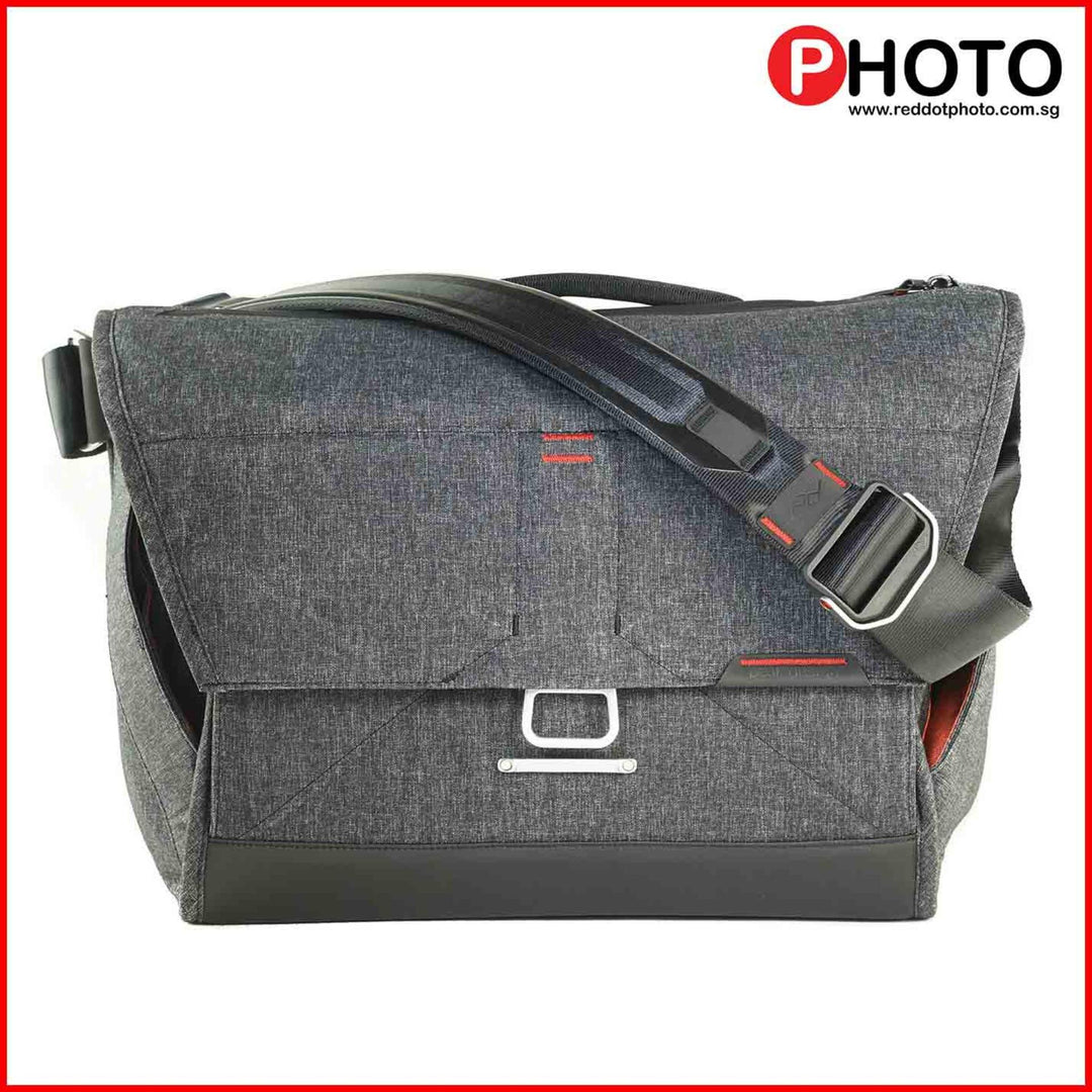 Peak Design Everyday Messenger Charcoal 13  V1 MKII(with better padding and luggage slot)