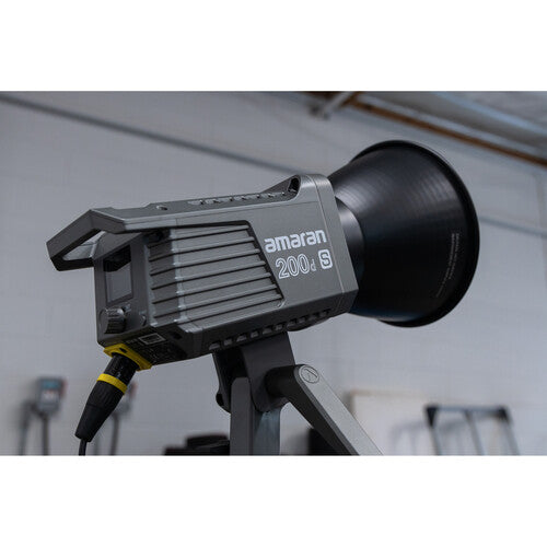amaran 200D S COB 日光 LED 视频灯，配备新型双蓝光芯片组 Bowen Mount by Aputure