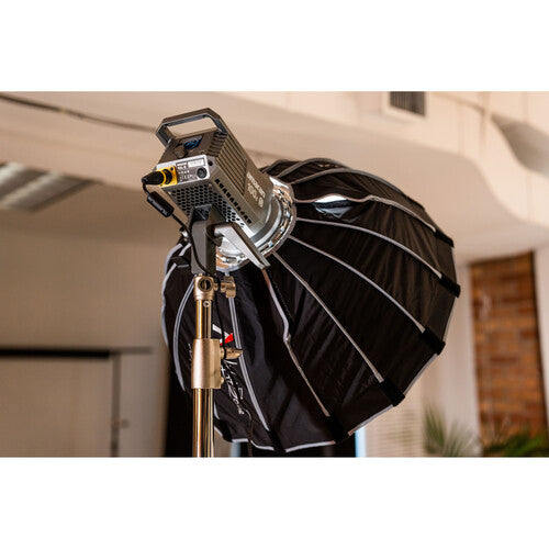 Amaran 100D S COB 日光 LED 视频灯，配备新型双蓝光芯片组 Bowen Mount by Aputure